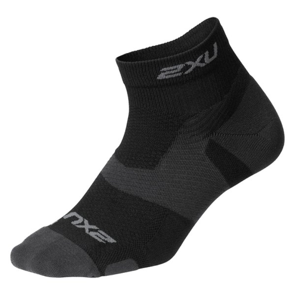 2XU® - Vectr™ Black/Titanium US 9-12 Low Cut Men's Compression Socks