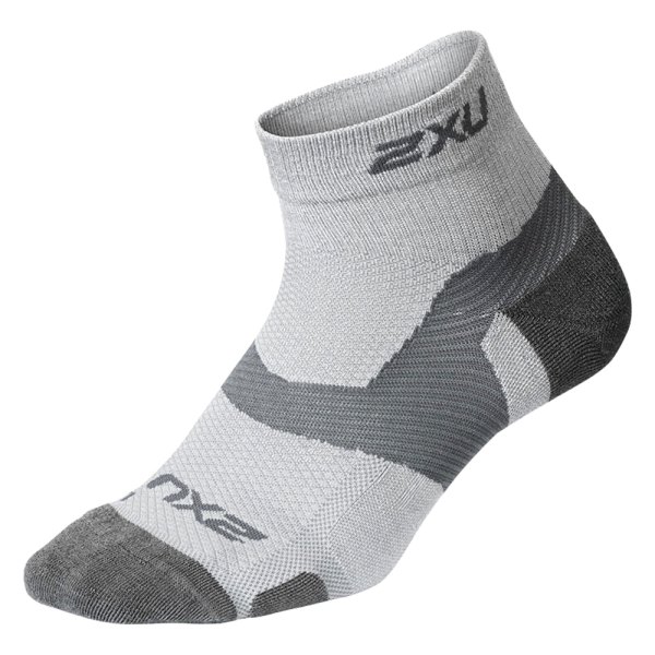 2XU® - Vectr™ Gray US 6-8 Low Cut Men's Compression Socks