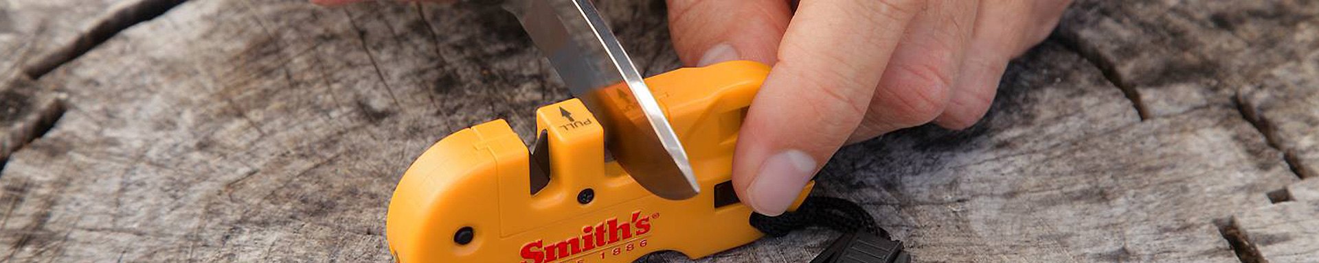 Smith's 50005 Edge Pro Compact Electric Knife Sharpener - Yellow & Grey -  Straight Edge 2 Stage Sharpener - Electric & Manual Sharpening - Blade  Guide - Outdoor & Kitchen - Pocket & Filet Knives 
