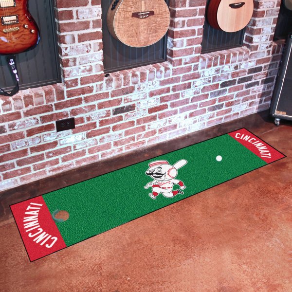 FanMats® - MLB Cincinnati Reds Retro Golf Putting Green Mat