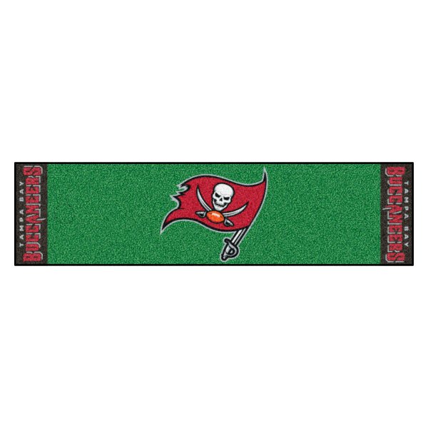 FanMats® - NFL Tampa Bay Buccaneers Logo Golf Putting Green Mat