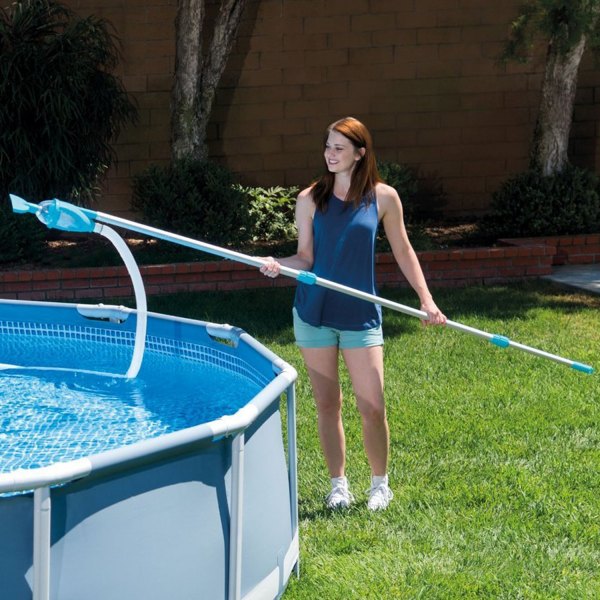 Intex® - Deluxe™ Pool Cleaning Kit
