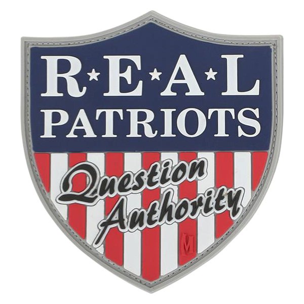 Maxpedition® - "Real Patriots" 2.75" x 2.5" Full Color PVC 3D Morale Patch
