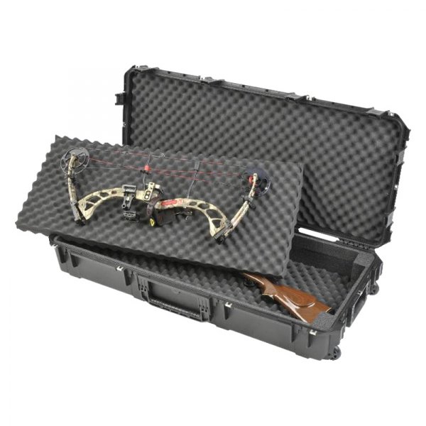 SKB® - iSeries™ 44" x 18" x 6" Black Double Bow Case